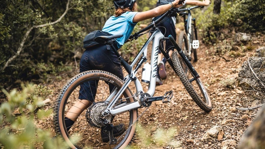 Mountain Biking for Beginners: Essential Tips and Tricks