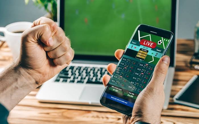 Correlating Sharp Line Moves for Fast DFS Betting Line Payouts